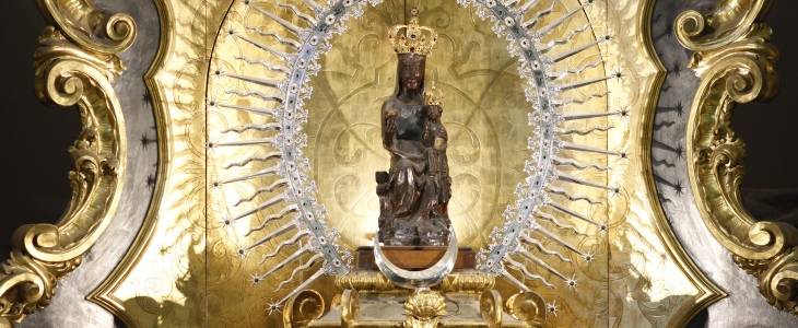 virgen atocha cabecera